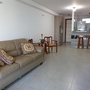 Em Vizinho Ao Park Apartamento